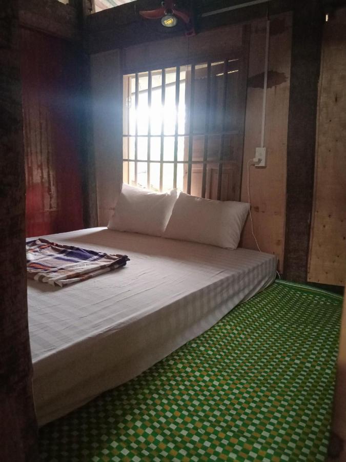 Du Gia Van Chung Homestay Lang Cac Exterior photo